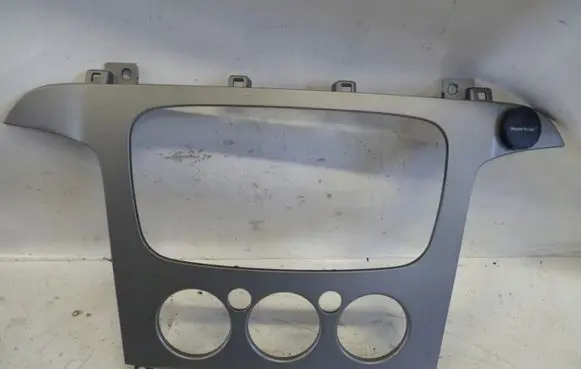 Ford Galaxy Radio/GPS head unit trim 
