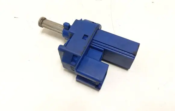 Clutch pedal sensor