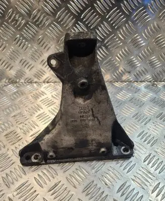 Volkswagen PASSAT B5 Engine mounting bracket 8D0199308L