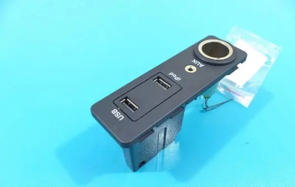 Jaguar XF X250 USB socket connector A2C5336865900 IMPRK1224246
