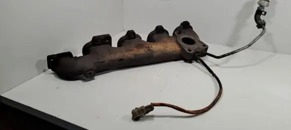 Nissan Qashqai Exhaust manifold 140045202R