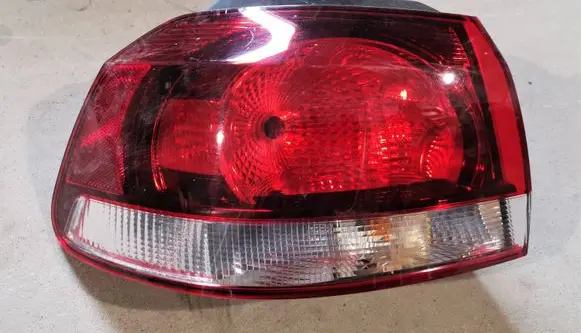 Volkswagen Golf VI Rear/tail lights 5K0945257 16796201