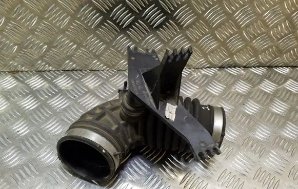 Nissan Navara D40 Turbo air intake inlet pipe/hose