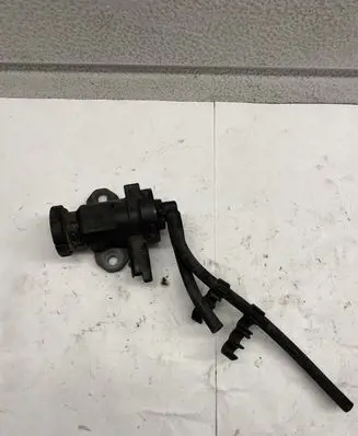 Suzuki Grand Vitara I Turbo solenoid valve 9635704380