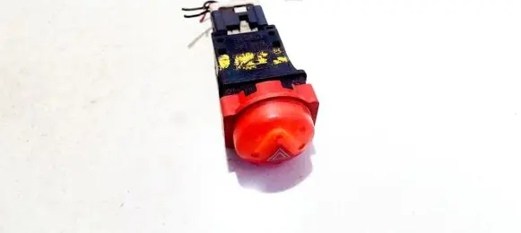 Nissan Almera Tino Hazard light switch 06016