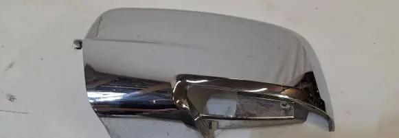 Dodge RAM 1500 DS Plastic wing mirror trim cover 262235071