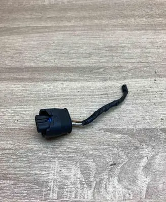 BMW 5 E39 Plug wire 9655741
