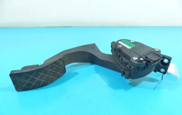 Audi A8 S8 D3 4E Accelerator throttle pedal 4E1723523 IMPRK1203878