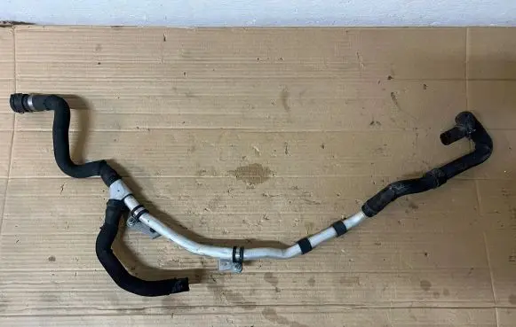 Mercedes-Benz C AMG W205 Engine coolant pipe/hose A2055010502