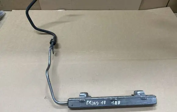 Toyota Prius (XW30) Fuel main line pipe 