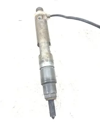 Audi A4 S4 B5 8D Fuel injector 028130201h