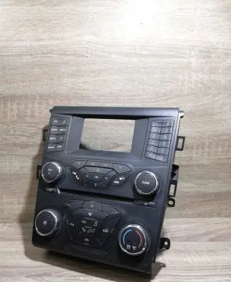 Ford Fusion Climate control unit ds7t18e243eu