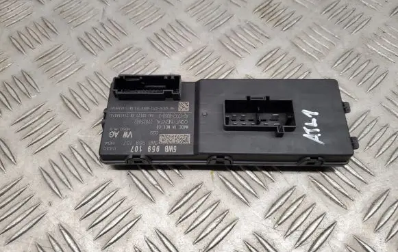 Volkswagen Atlas Tailgate/trunk control unit/module 5WB959107