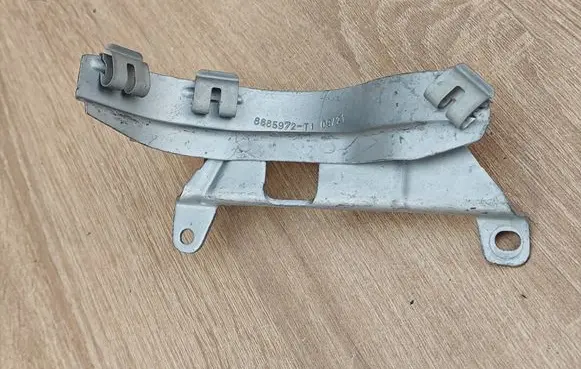 BMW 5 G30 G31 G38 Holder (bracket) 8685972