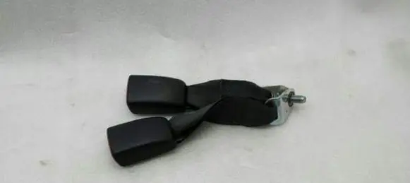 Mitsubishi Lancer X Middle seatbelt buckle (rear) 7000A587XA
