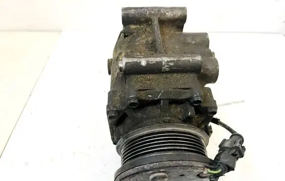 Ford Focus Air conditioning (A/C) compressor (pump) 200mar09