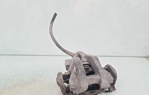 Mercedes-Benz CLS C219 Rear brake caliper 