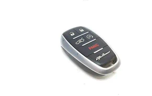 Alfa Romeo Stelvio Ignition key/card 