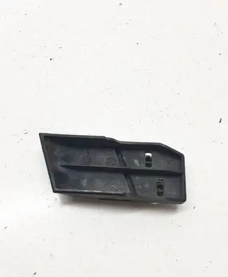 Quarter panel pressure vent