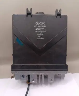 Audi A4 S4 B6 8E 8H Engine control unit/module 037906022EE 5WP4058