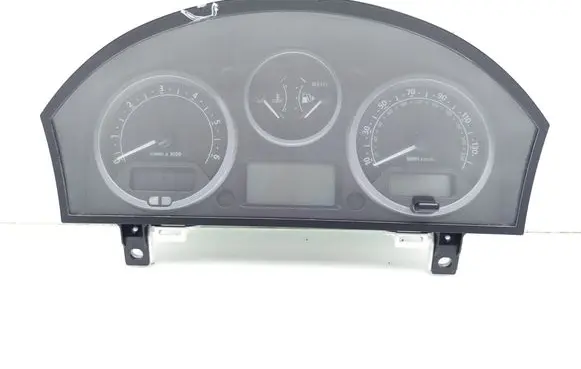 Land Rover Discovery 3 - LR3 Speedometer (instrument cluster) YAC500028 R050705 YAH500131