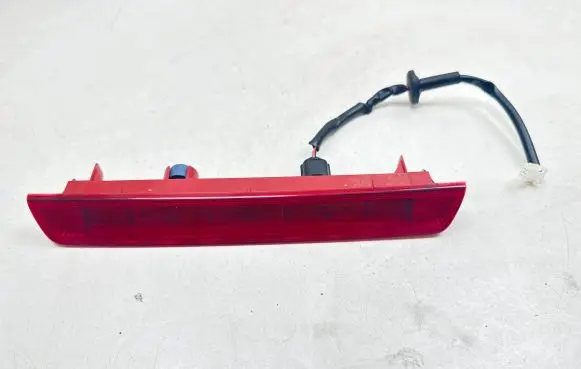 Nissan Qashqai Third/center stoplight 265904EA0A 89250011