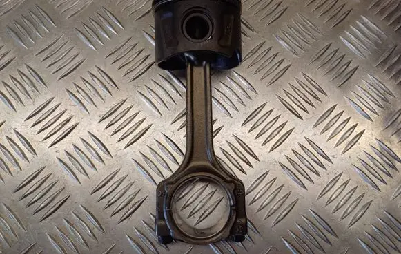 Fiat Doblo Piston with connecting rod 06935 263A2000
