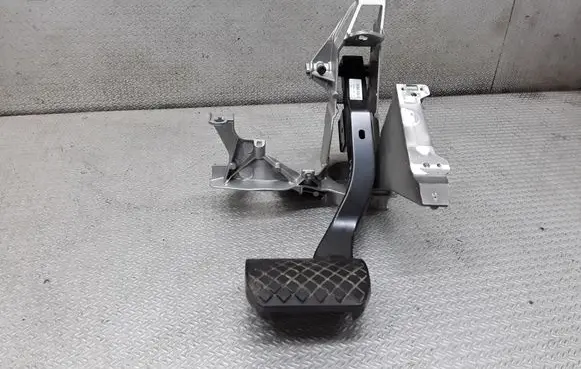 Audi A6 S6 C6 4F Brake pedal 4F1723117D