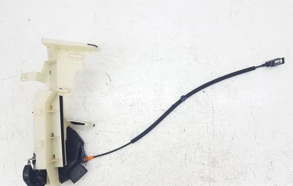 Ford C-MAX II Front door lock BF6AF21812 915455109 BF6AF21812AM