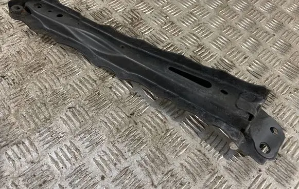 Toyota RAV 4 (XA40) Other front suspension part