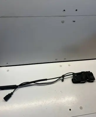 Audi A4 S4 B8 8K Engine bonnet/hood lock/catch 8K1823746