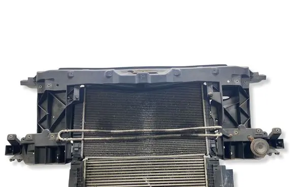 Volkswagen Crafter Radiator set 2E0805591 2E0145804 2E0121207
