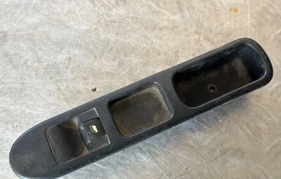 Peugeot 307 Electric window control switch 96351625XT
