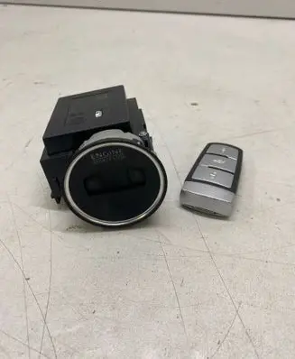 Volkswagen PASSAT B7 Ignition lock 3C0905843AE 2263002S 33303701