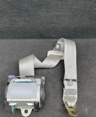 Audi A8 S8 D3 4E Middle seatbelt (rear) 4E0857807C 4E0857807CQAB