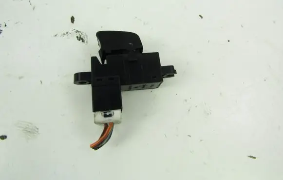 Nissan Primera Electric window control switch 25411AV600