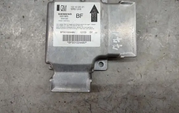 Opel Signum Airbag control unit/module 13102021