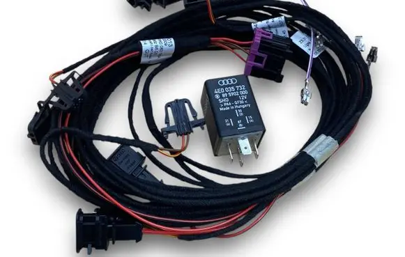 Audi Q7 4M Central body control module 8K0063748A
