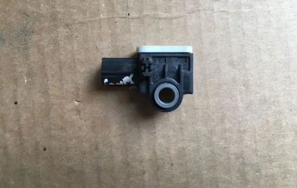 Ford Focus Airbag deployment crash/impact sensor AM5T14B342AA