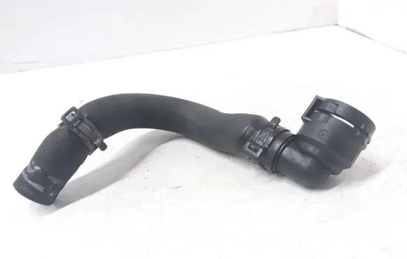Volkswagen PASSAT B6 Engine coolant pipe/hose 3C0122157FC