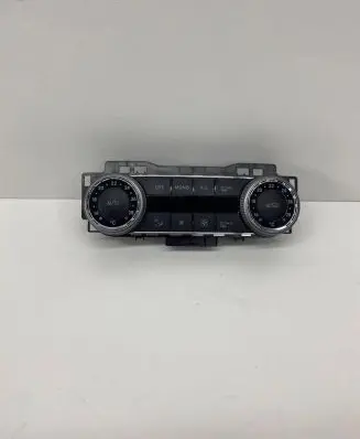 Mercedes-Benz C W204 Climate control unit 2048300590 SW380700 2HW4107