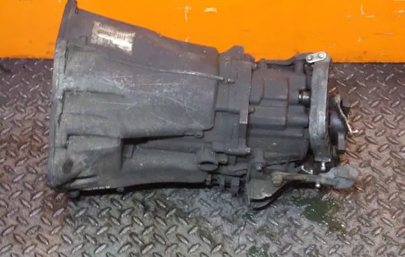 Mercedes-Benz Sprinter W906 Manual 6 speed gearbox A9062601000 16MB3