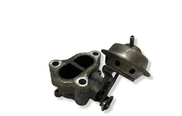 Toyota Corolla E140 E150 EGR valve 