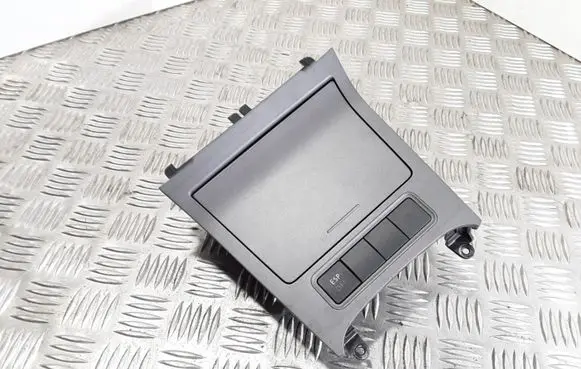 Volkswagen Golf V Ashtray (front) 1K0857961 1K0863475