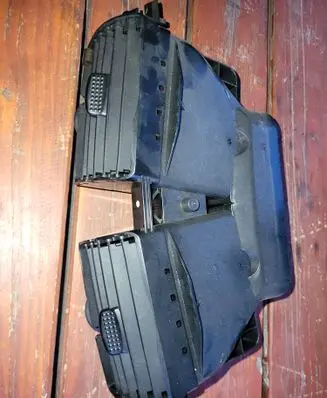 Mercedes-Benz A W168 Dash center air vent grill 1688300054