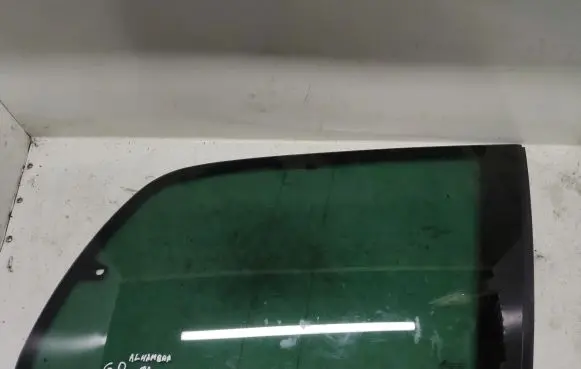 Seat Alhambra (Mk1) Rear side window