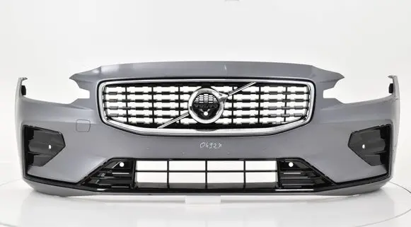 Volvo V60 Front bumper 32227716