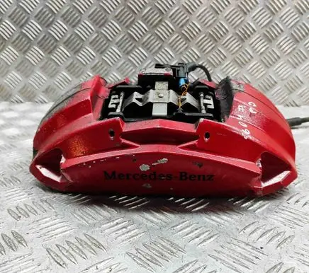 Front brake caliper