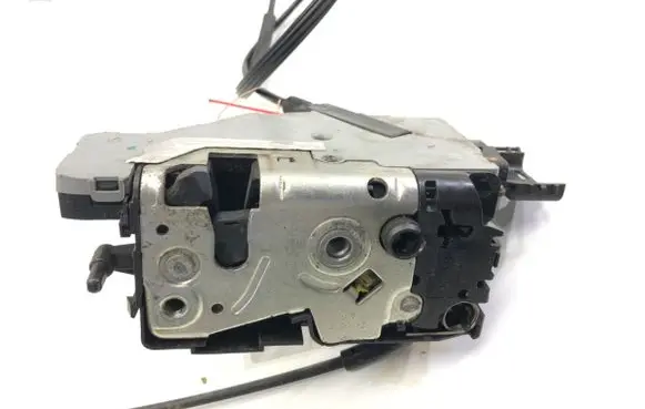 Citroen C4 Grand Picasso Rear door lock 24087816
