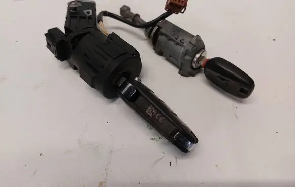 Peugeot 308 Ignition lock